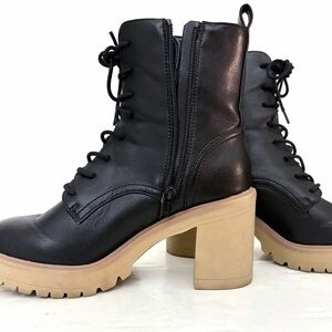 Dolce Vita Black Combat Boots Lug Sole Block Heel Size 8.5
